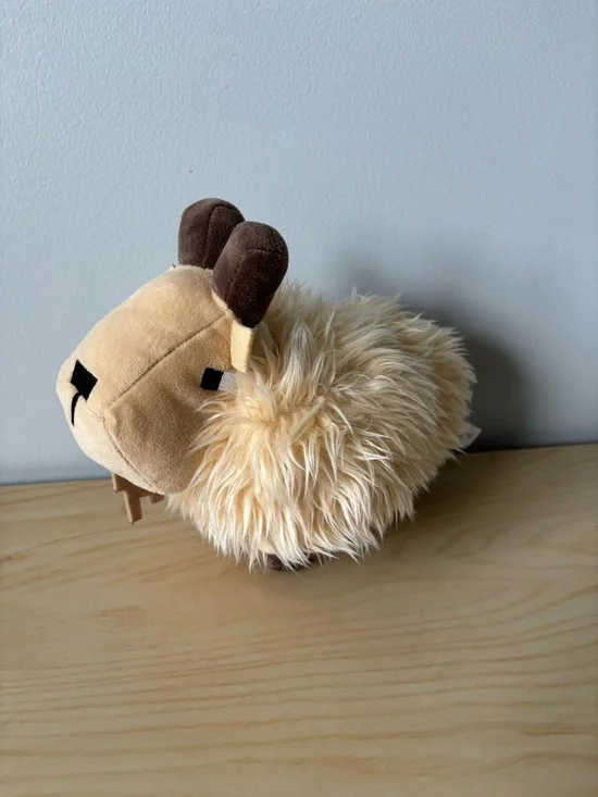 Minecraft Goat Plush 🐐 - Picture 1 of 8
